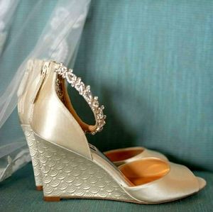 Beautiful Brand New Badgley Mischka Wedding Shoes